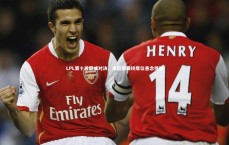 九游体育官网：LPL第十周巅峰对决，季后赛最终席位悬念待解